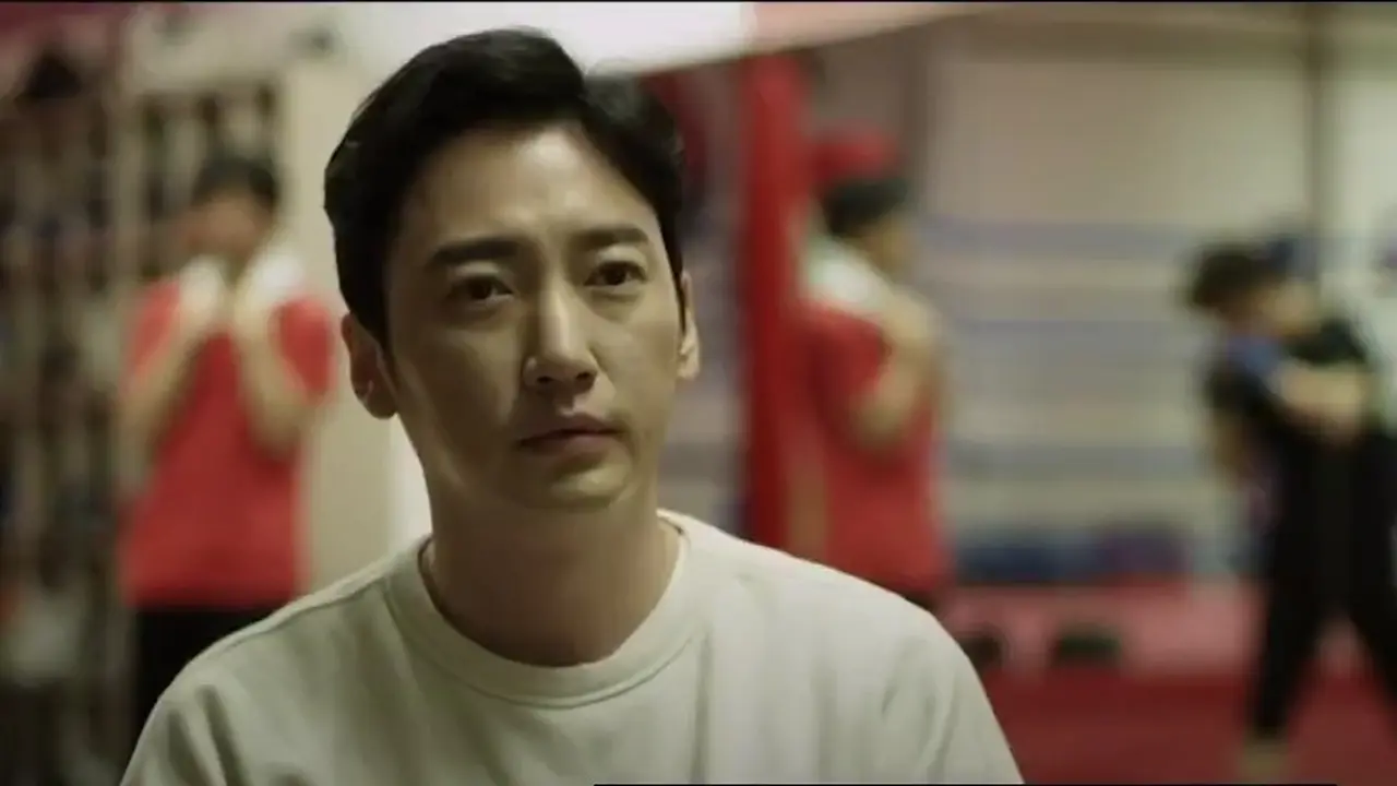 Aktor Korea Selatan Lee Sang Bo dalam film Mephisto yang rilis 2020. (gramfilms via YouTube Movie Trailer Studio)