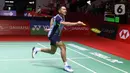 <p>Pebulu tangkis ganda putra Indonesia Fajar Alfian saat bertanding bersama Muhammad Rian Ardianto melawan pemain pebulu tangkis ganda putra Indonesia Pramudya Kusumawardana/Yeremia Rambitan pada babak 32 besar turnamen Daihatsu Indonesia Masters 2023 di Istora Senayan, Jakarta, Selasa (24/1/2023). Fajar Alfian/Muhammad Rian Ardianto menang atas Pramudya Kusumawardana/Yeremia Rambitan dengan skor 18-21, 21-14, dan 21-10. (Liputan6.com/Herman Zakharia)</p>