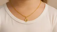 7 Model Kalung Emas Anak Perempuan 2 Gram yang Imut, Ringan dan Aman Dipakai Sehari-hari