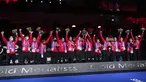 Para pemain Indonesia melakukan selebrasi usai menjuarai turnamen bulu tangkis beregu putra Piala Thomas 2020 melawan China di Aarhus, Denmark, Minggu (17/10/2021). Indonesia kembali merebut Piala Thomas setelah terakhir meraihnya pada 2002 lalu. (Claus Fisker/Ritzau Scanpix via AP)