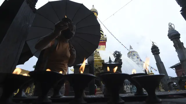Suasana Perayaan Waisak di Beberapa Negara