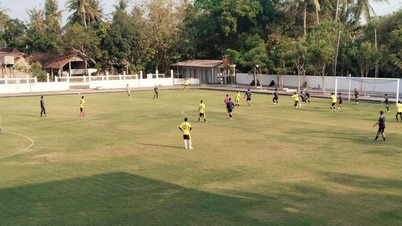 Cerita Para Pemain Fun Football di Jogja, Tak Jera Walau Pernah Cedera