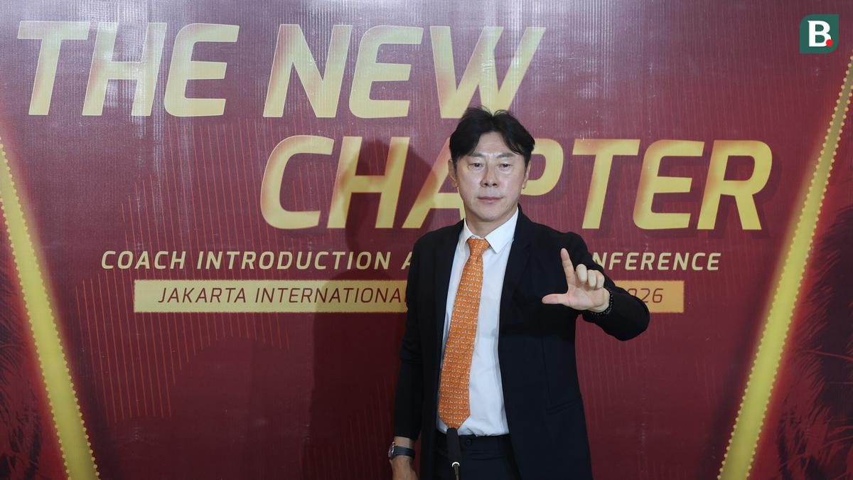 Foto: Persija Jakarta Perkenalkan Shin Tae-yong Sebagai Pelatih Baru Macan Kemayoran