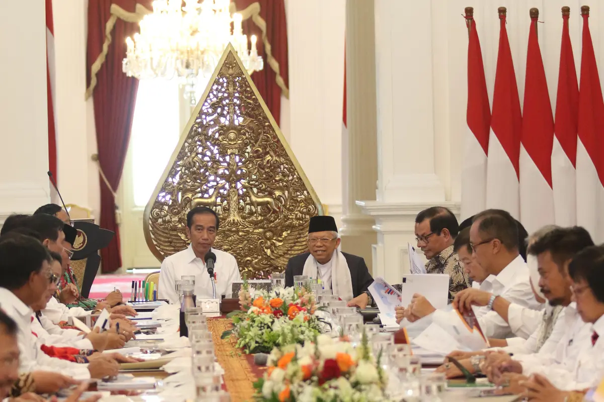 Presiden Jokowi Pimpin Rapat Perdana Kabinet Indonesia Maju