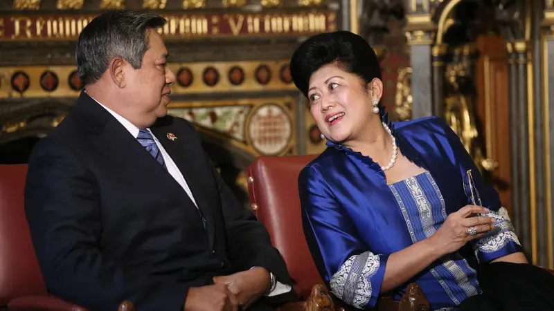 Kebersamaan Ani Yudhoyono Mendampingi SBY Menjabat Presiden