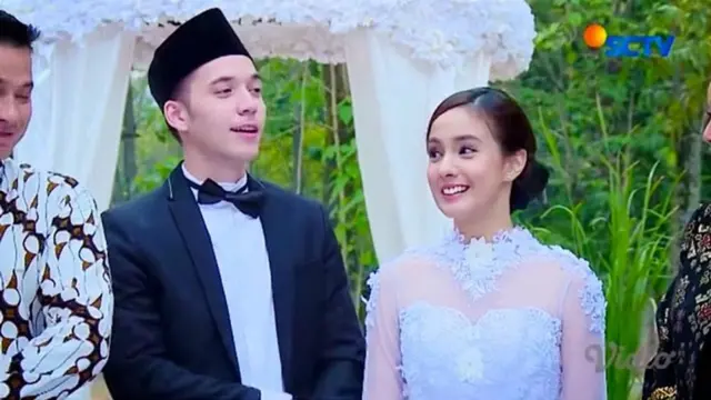 Stefan William Melakoni Adegan Pernikahan