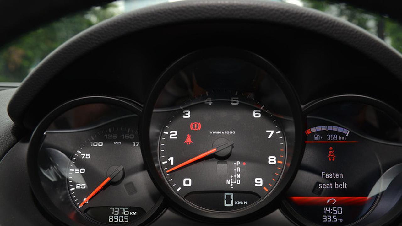 Tips Perawatan Speedometer Mobil Agar Tahan Lama