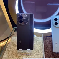 Smartphone terbaru Vivo V30e. [Anisha/Fimela]