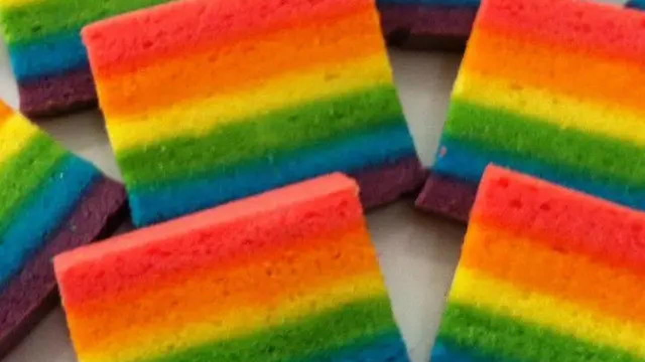 Spikoe Resep Kuno, 7 Resep Otentik Kue Lapis Khas Surabaya