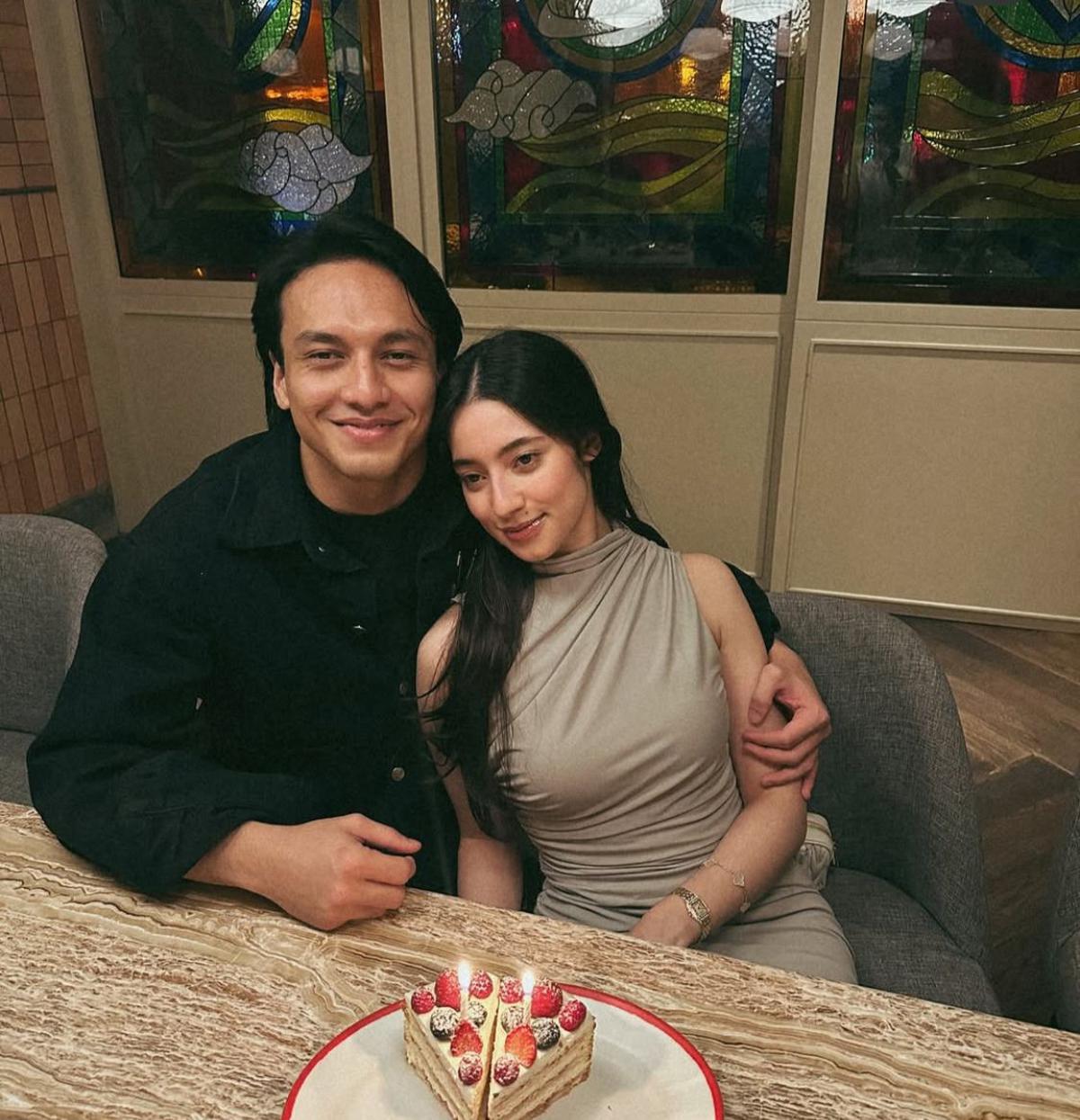 9 Potret Perayaan Ulang Tahun Jefri Nichol ke-26, Pamer Momen Mesra dengan Ameera Khan