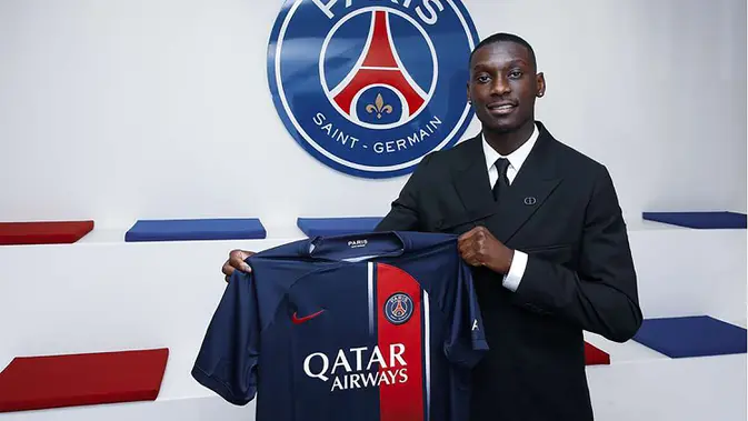Jika Sesko Sulit, MU Bakal Kejar Striker PSG Ini