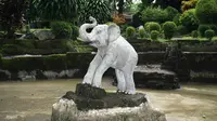 Belasan patung gajah akan dipajang di sepanjang jalan Malioboro, Yogyakarta dalam rangka Jogja 258 Out Door Sculpture Exhibition 2014.