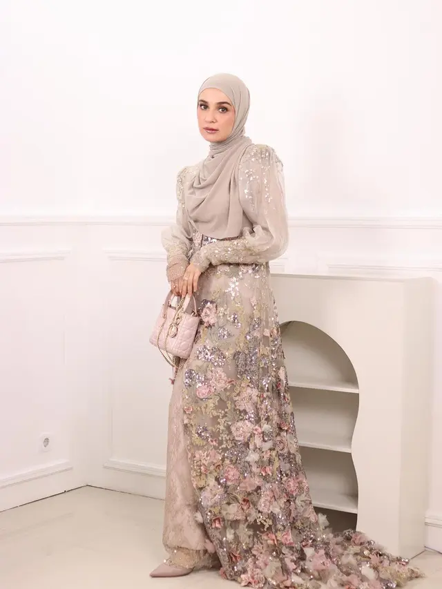 10 Gaya Seleb Pakai Busana Bertema Peri di Pesta Ultah ke-40 Ashanty, Luna Maya-Nia Ramadhani