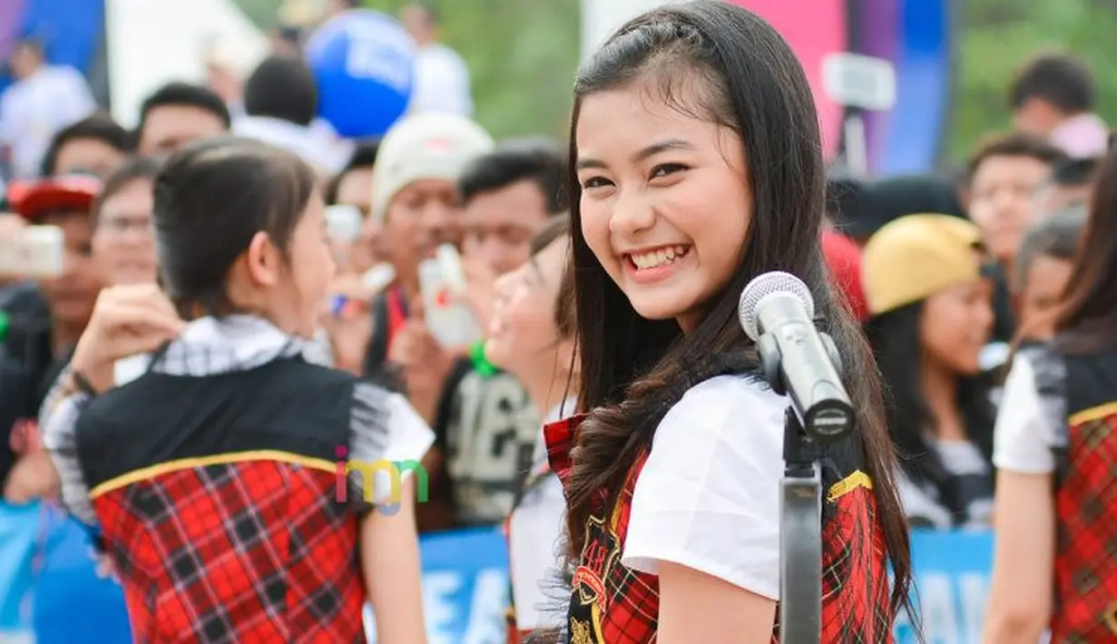 Cesen dulunya dikenal sebagai salah satu member idol group JKT48. Ia graduate pada Maret 2017 lalu. [Instagram @ceseniy]