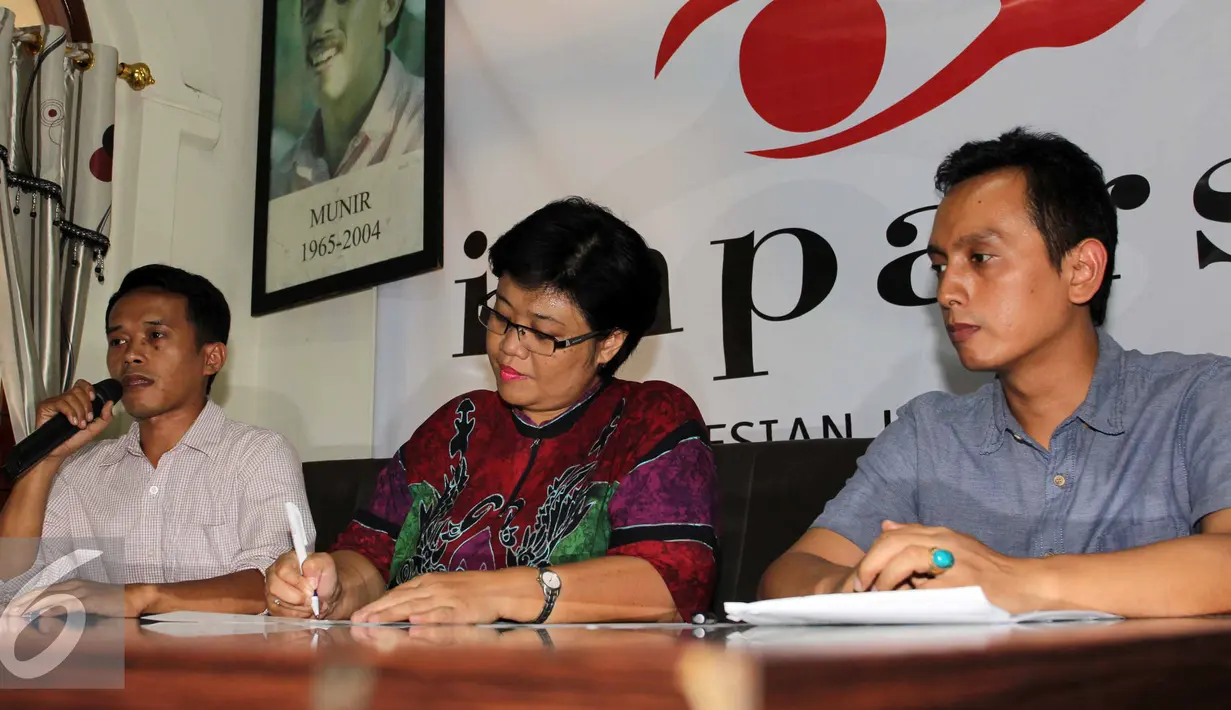 Imparsial menggelar konferensi pers terkait pencalonan Letjen (purn) Sutiyoso sebagai calon Kepala Badan Intelijen Negara (BIN), Jakarta, Kamis (11/6/2015). Imparsial menolak Sutiyoso karena memiliki catatan buruk terkait HAM. (Liputan6.com/Helmi Afandi)