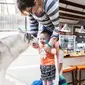 Kafe bertema kucing mungkin sudah banyak. Namun bagaimana dengan kafe bertema anjing Siberian Husky?