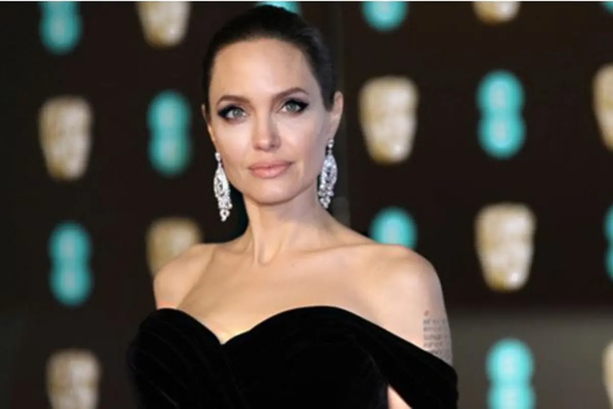Angelina Jolie