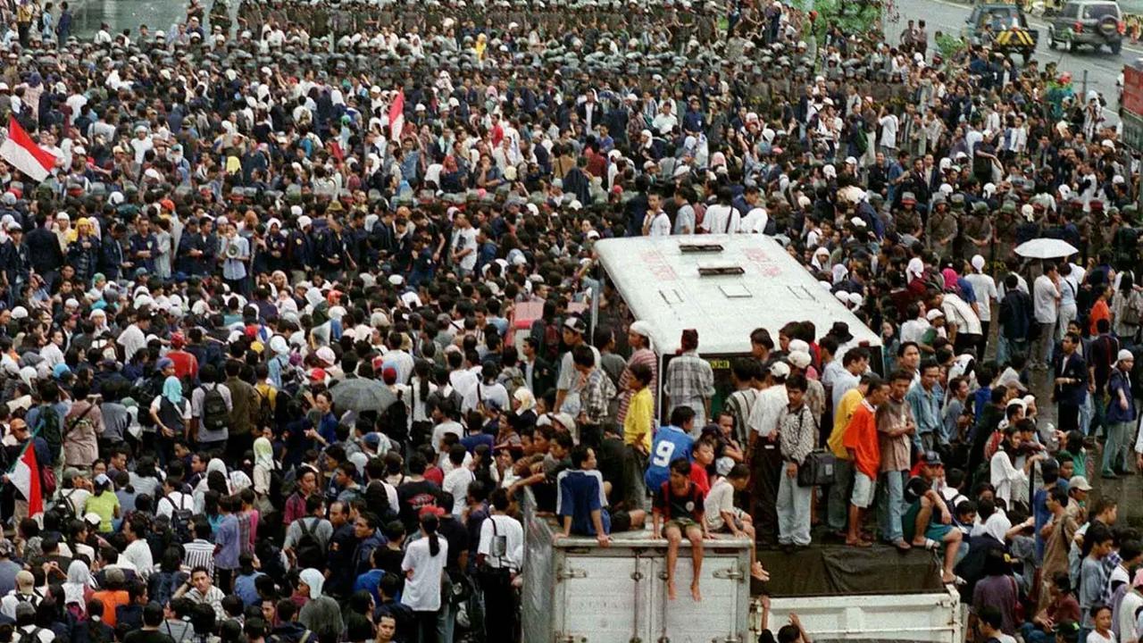 Presiden Jokowi Didesak Tuntaskan Tragedi Trisakti