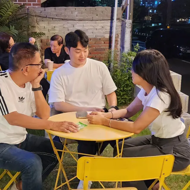 Lepas Anak Menikah dengan Pria Korea, Ini 6 Potret Helmy Yahya dan Rachell Yahya
