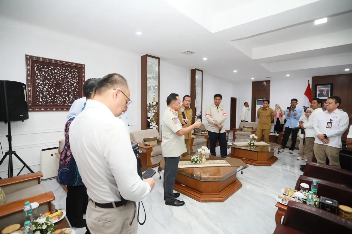 Menteri Dalam Negeri Tito Karnavian saat Kegiatan Kolaborasi Program Pembiayaan Perumahan dan Pemberdayaan Ekonomi Rakyat di Gedung Graha Bhakti Praja Conference Center