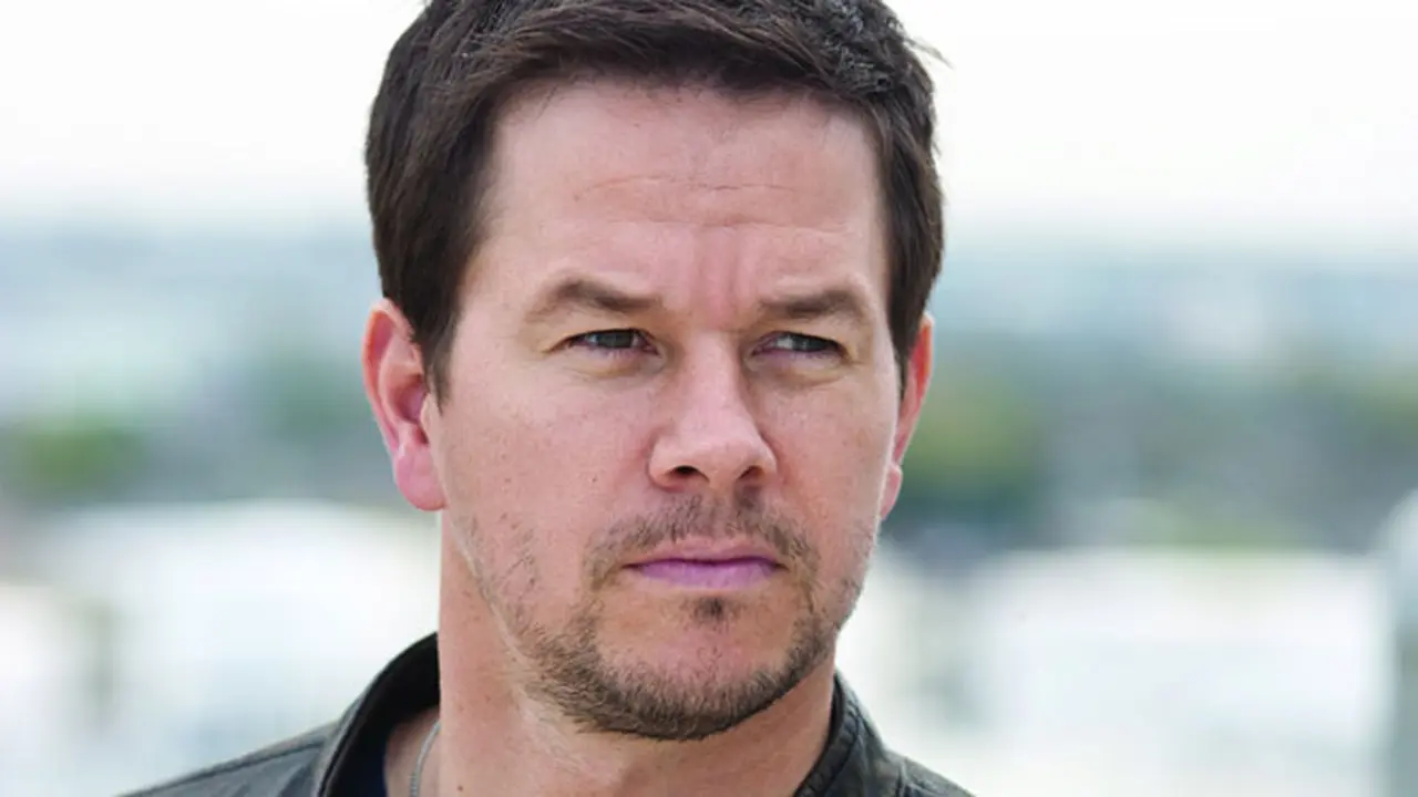 mark-wahlberg-131031c.jpg