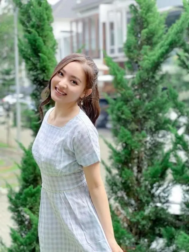 Pilihan Gaya Rambut dari Natasha Wilona yang Bisa Jadi Inspirasi (Instagram/@natashawilona12)