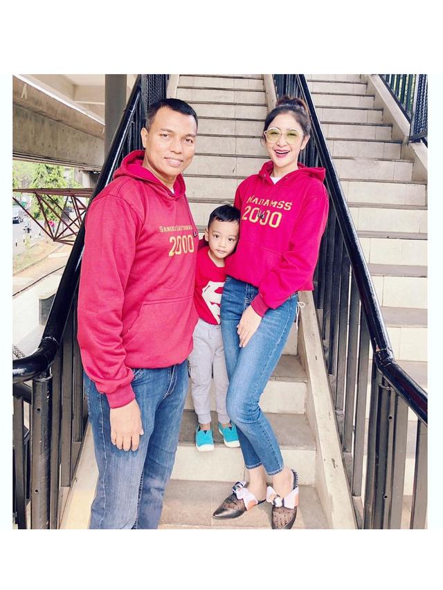 Jadi Istri Perwira Polisi, Ini 6 Momen Manis Uut Permatasari dan Suami