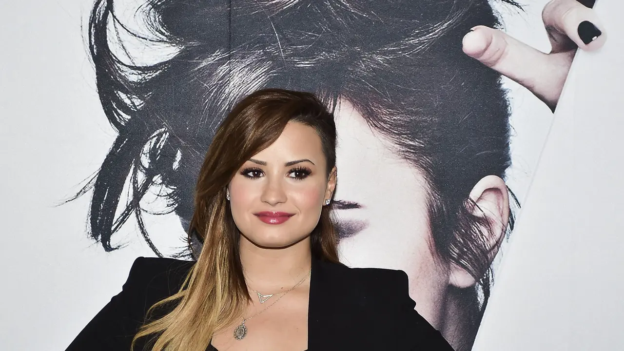 [Bintang] Demi Lovato
