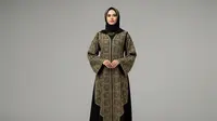 7 Model Gamis Abaya Hitam Elegan dengan Bordir Emas, Pesona Klasik yang Abadi