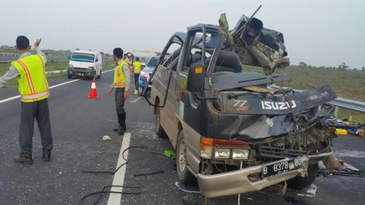 11 Korban tewas kecelakaan Tol Cipali, 1 orang bernama Umar