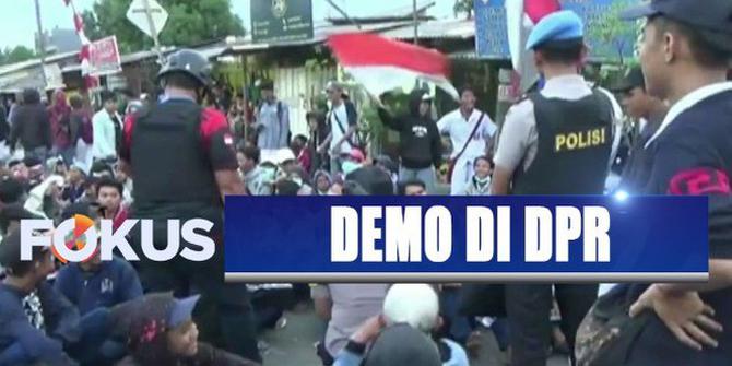 Cegah Ratusan Pelajar Hendak Demo, Petugas Ajak Nyanyi Bersama