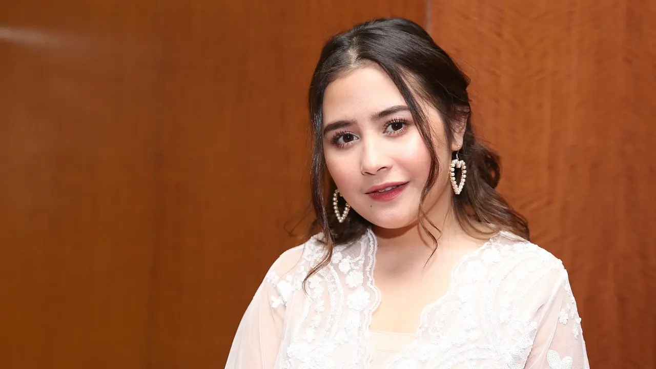 [Bintang] Prilly Latuconsina