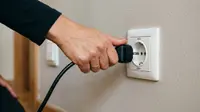 7 Alat Elektronik yang Sebaiknya Tidak Dicolok Terus-Menerus, Segera Cabut Sebelum Tidur