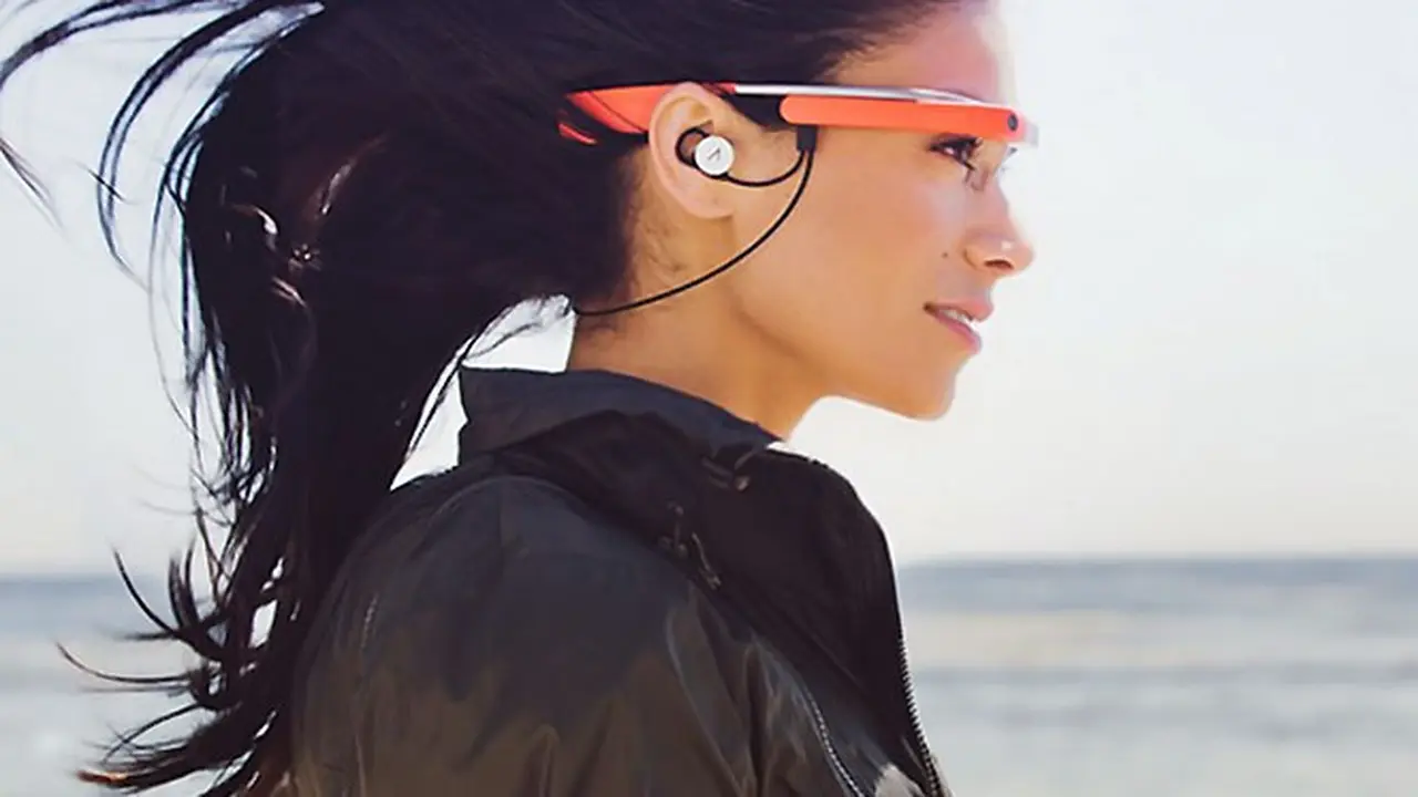 google-glass-music-131113b.jpg