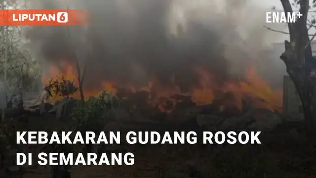 Beredar video kebakaran gudang rosok di Semarang, Kamis (24/08/2023). Diketahui, kebakaran sempat merembet ke pemakaman umum pada pukul 11.30 WIB