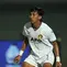 Pemain Persik Kediri, Yusuf Meilana Fuad Burhani, saat pertandingan pekan keempat BRI Liga 1 2023/2024 melawan Dewa United yang berlangsung di Stadion Indomilk Arena, Tangerang, Jumat (21/7/2023). (Bola.com/Ikhwan Yanuar)