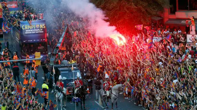Parade Kemenangan Barcelona Juara Liga Champions 2015