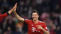 2. Robert Lewandowski (Bayern Munchen) – 8 gol (AFP/Christof Stache)