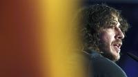 Selain mundur dari Direksi Keolah Ragaan FC Barcelona, Carles Puyol aktif di kegiatan amal.