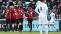 Neville Coret MU dari Persaingan Liga Inggris