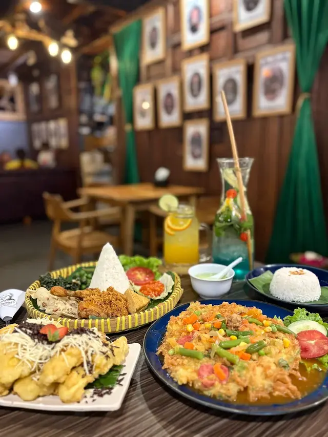 8.Raminten Malioboro Resto