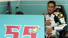 Pebalap Petronas Raceline Malaysia, Hafizh Syahrin, dinilai masih terlalu dini untuk bisa tampil di MotoGP 2018. (EPA/Roman Dios)