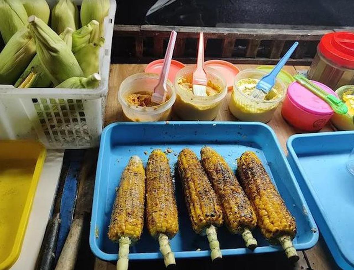 Jagung Madu dan Bakar Pak Pur
