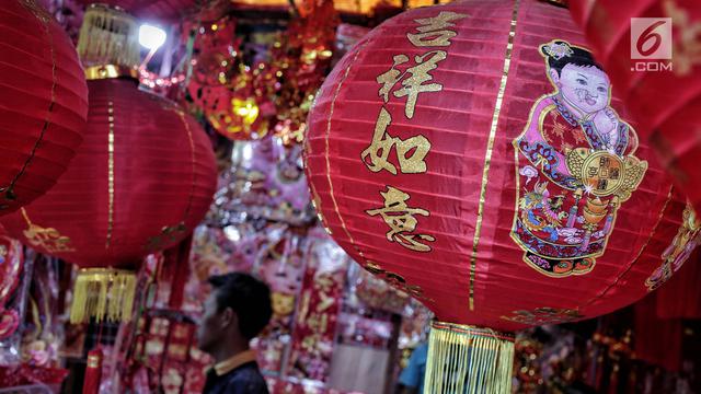 Berburu Pernak-pernik Menyambut Tahun Baru Imlek