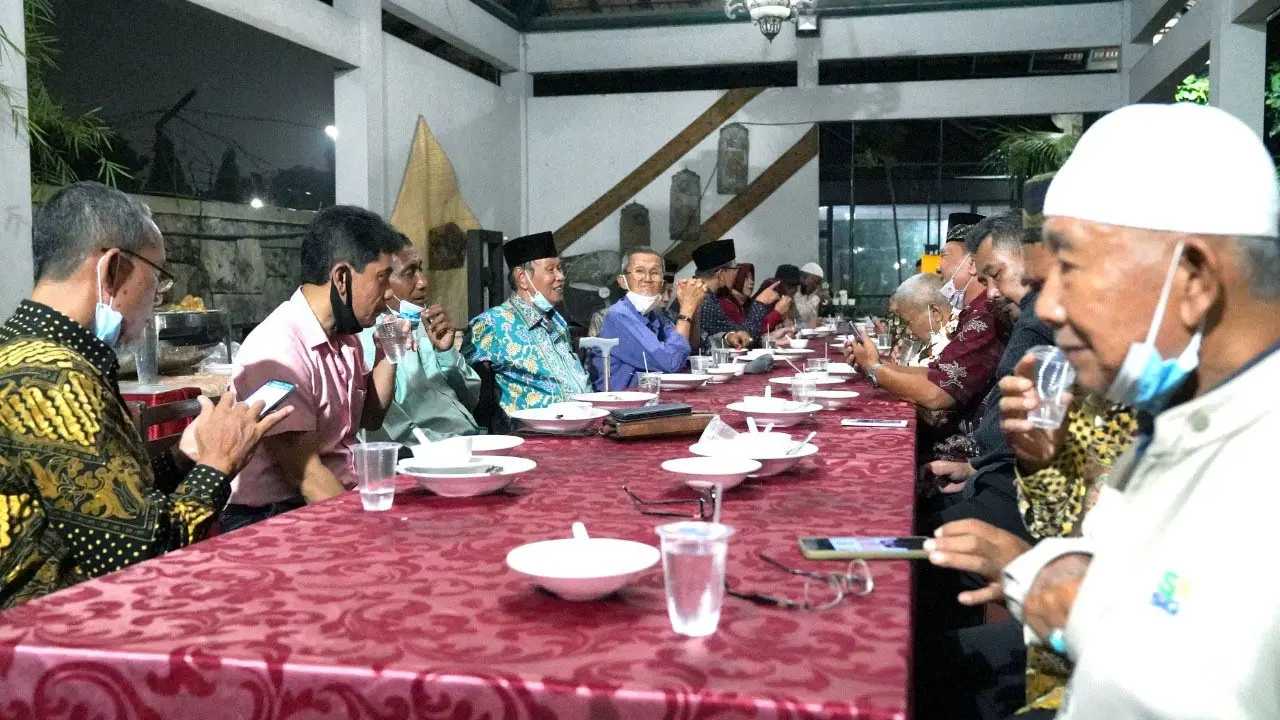 Sahabat Ganjar Gelar Makan Malam Bersama Purnawirawan di Hari Pahlawan