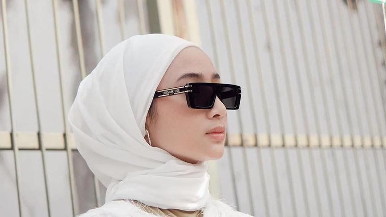 <b>Kacamata Rectangle untuk Kesan Classy</b>