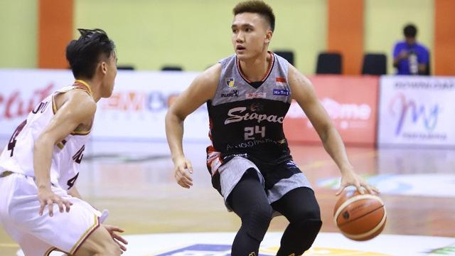 Stapac Jakarta VS Hangtuah