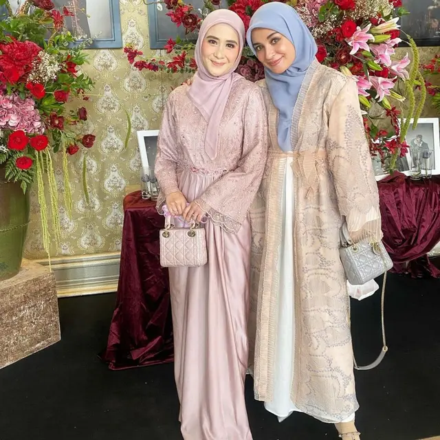 Berawal dari Sinetron, Ini 6 Potret Persahabatan Shireen Sungkar dan Ryana Dea
