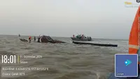 Detik-Detik 6 Awak Kapal Diselamatkan, Lambaikan Tangan Saat Kapal Tenggelam