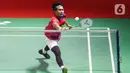 Pebulu tangkis ganda putra Indonesia Mohammad Ahsan saat bertanding bersama Hendra Setiawan atau pasangan The Daddies melawan ganda putra Jepang Akira Koga/Taichi Saito pada babak 32 besar turnamen Daihatsu Indonesia Masters 2023 di Istora Senayan, Jakarta, Selasa (24/1/2023). Mohammad Ahsan/Hendra Setiawan menang atas Akira Koga/Taichi Saito dengan skor 17-21, 21-19, dan 21-10. (Liputan6.com/Herman Zakharia)